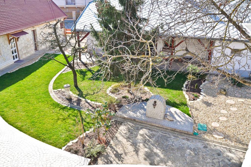 Gombos Apartman Apartman Hajdúszoboszló Kültér fotó